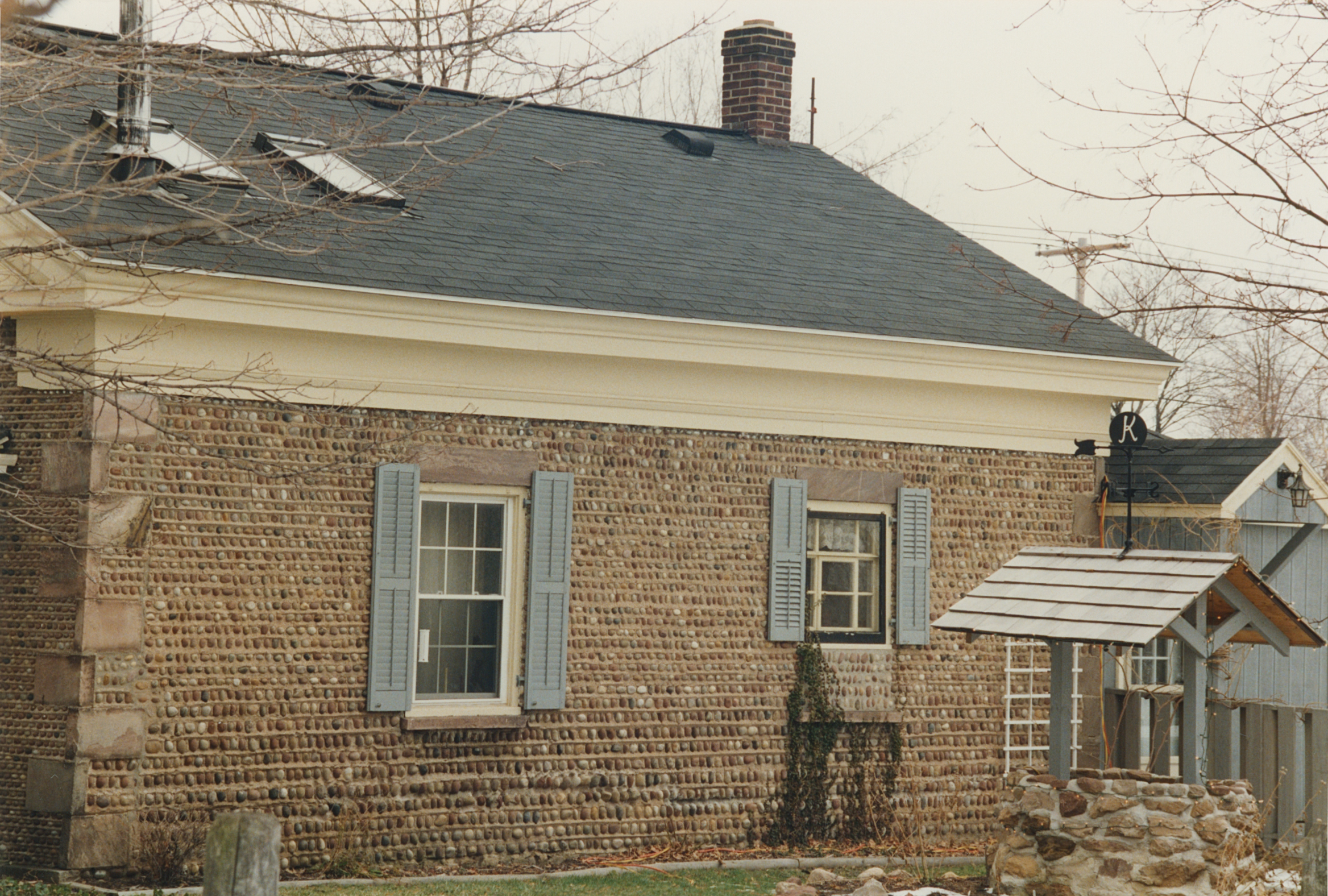 Pen-1 1586 Fairport Nine Mile Point Rd 2